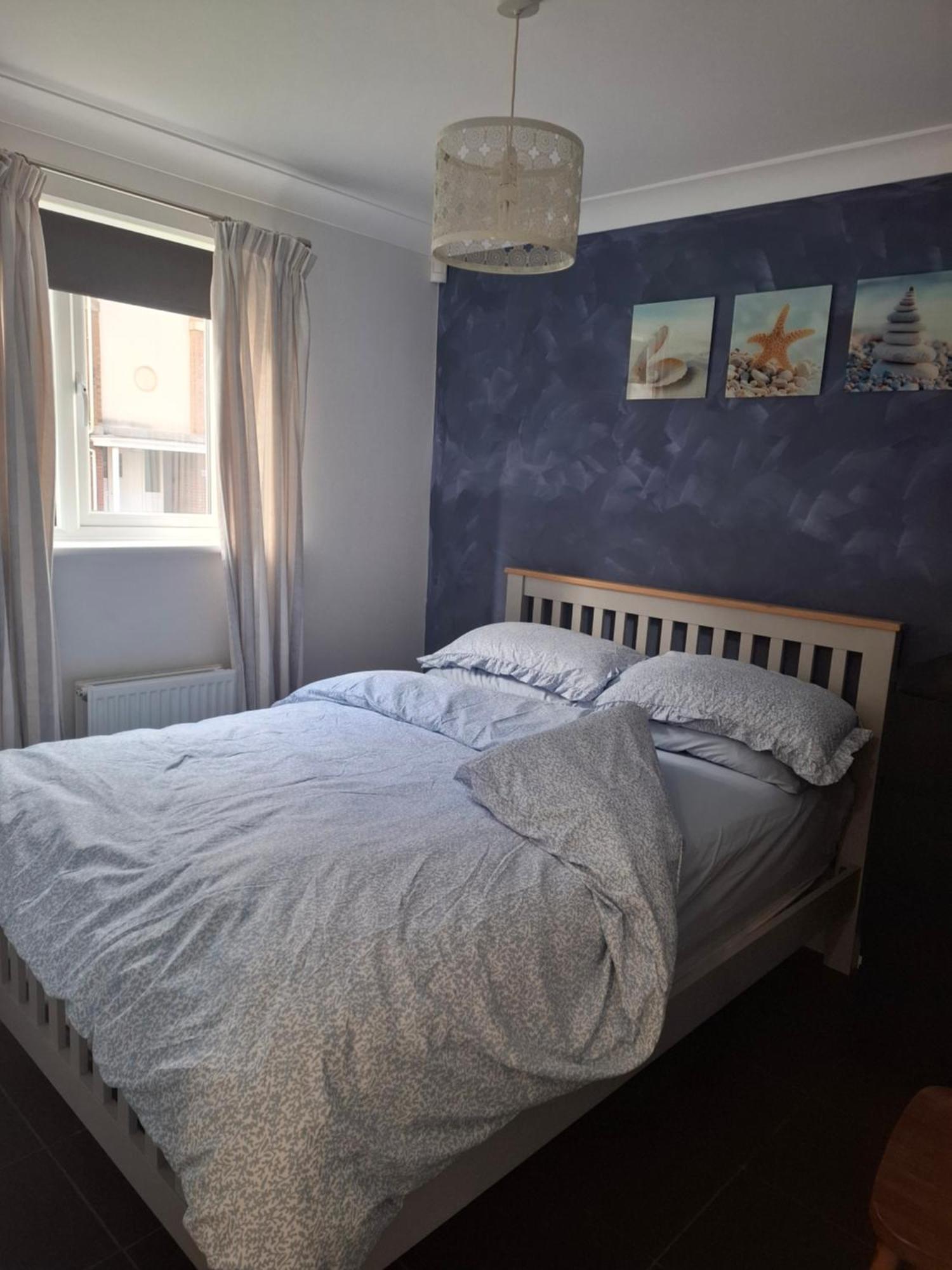 Holiday home Driftmark Beachfront Location Aberavon Sea Views Large Driveway Parking Private Site Fibre Optic Wi Fi Port Talbot